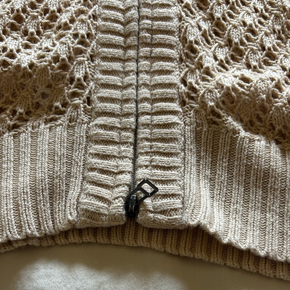 Athleta crochet hooded sweater. Sz XS - Picture 3 of 3